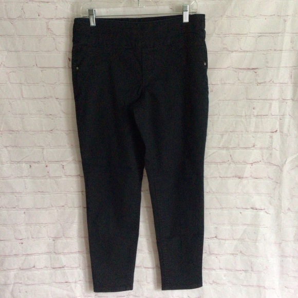 Style & Co Black Pull On Pants - Size 8 - Picture 1 of 9